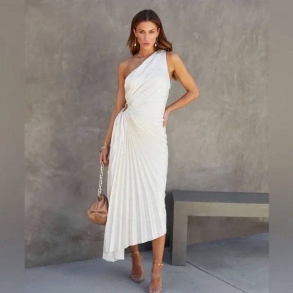 House of Harlow 1960 One-Shoulder off White Pleated Midi Dress